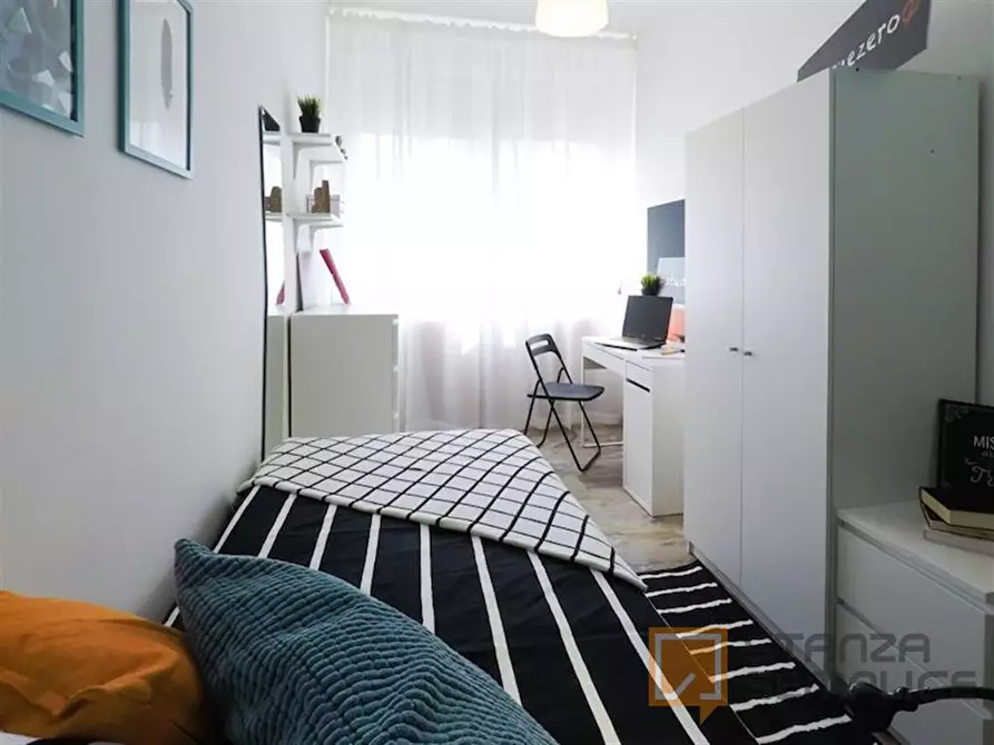 Immagine 5 di Stanza singola in affitto  in Via Pusterla 5 a Brescia