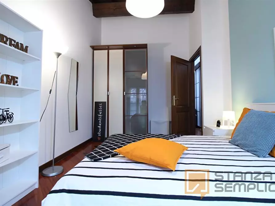 Immagine 2 di Stanza singola in affitto  in Via Trieste 19 a Brescia