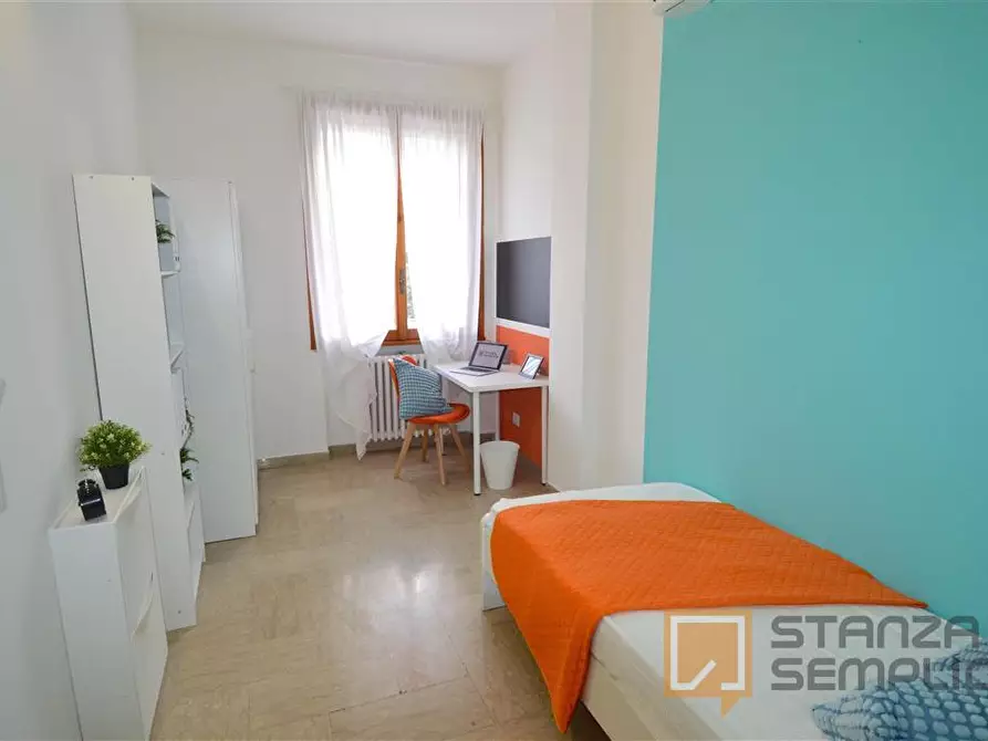 Immagine 3 di Stanza singola in affitto  in Via Emilia Est 36-50 a Modena