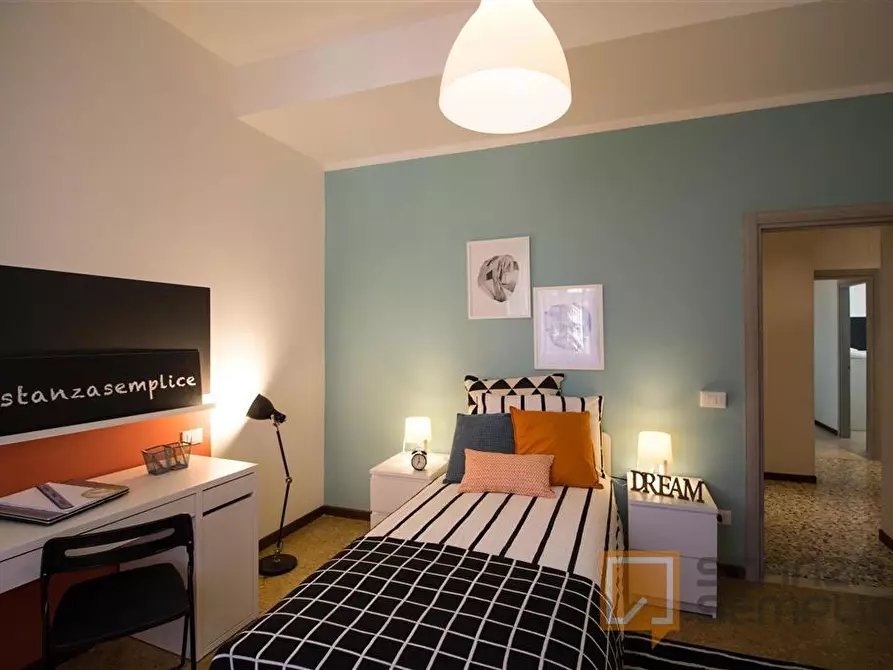 Immagine 1 di Stanza singola in affitto  in Via Pasubio 29/C a Brescia