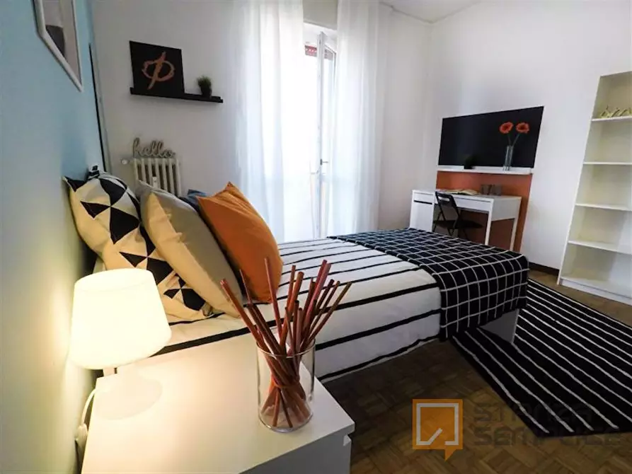 Immagine 2 di Stanza singola in affitto  in Via Pusterla 5 a Brescia