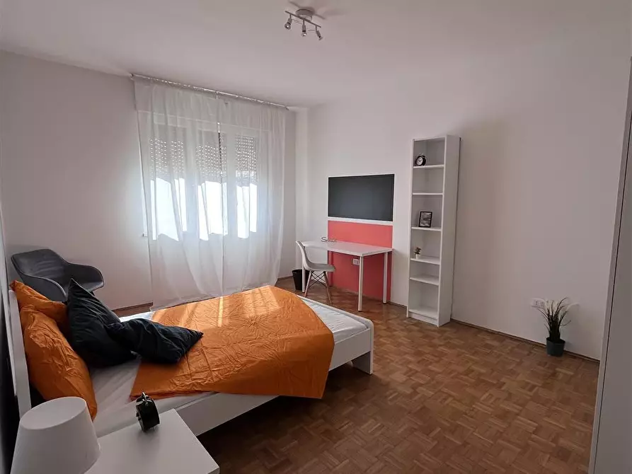 Immagine 2 di Stanza singola in affitto  in Viale Verona, 65 a Trento
