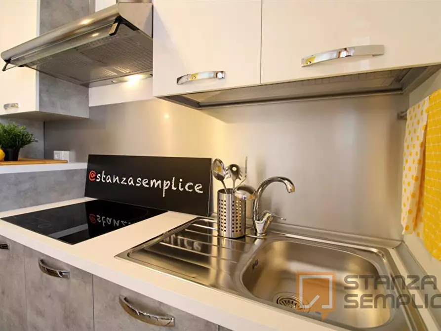 Immagine 10 di Stanza singola in affitto  in Viale Europa 2C a Brescia