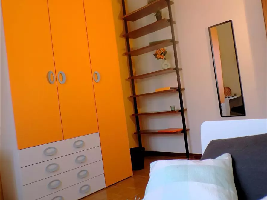 Immagine 42 di Stanza singola in affitto  in Via  Rodolfo Mondolfo 7 a Bologna