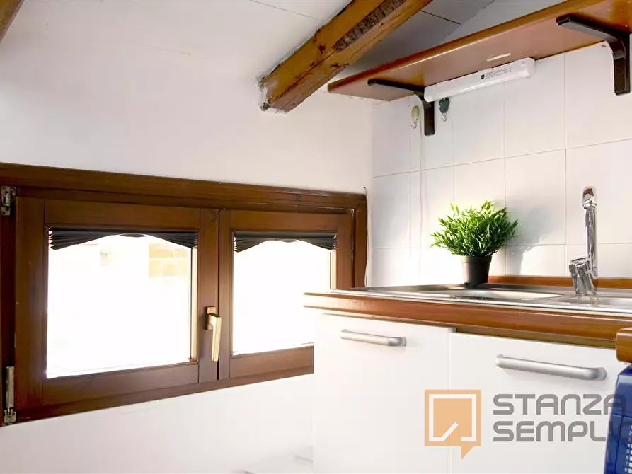 Immagine 8 di Stanza singola in affitto  in Via Altaseta 4 a Bologna