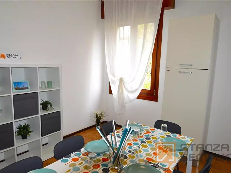 Immagine 9 di Stanza singola in affitto  in Via Marzabotto 72 a Modena