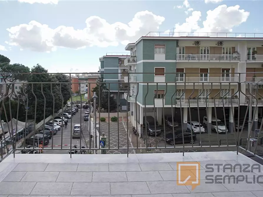 Immagine 8 di Stanza singola in affitto  in Via Colli Aminei 112  a Napoli