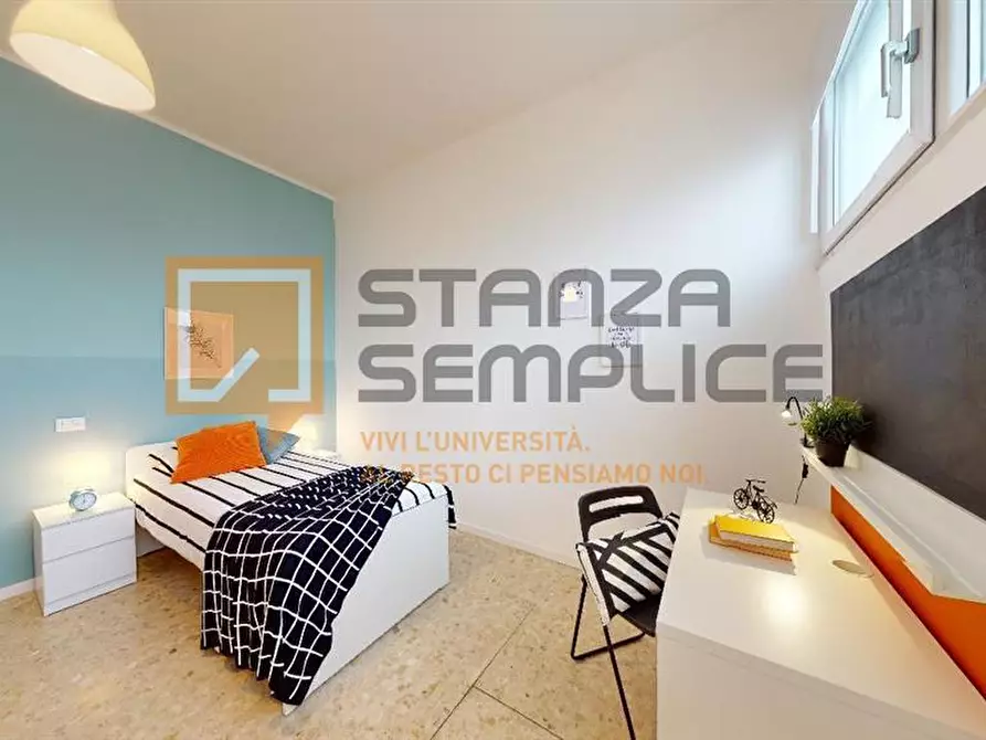 Immagine 1 di Stanza singola in affitto  in Via Oberdan 31 a Brescia