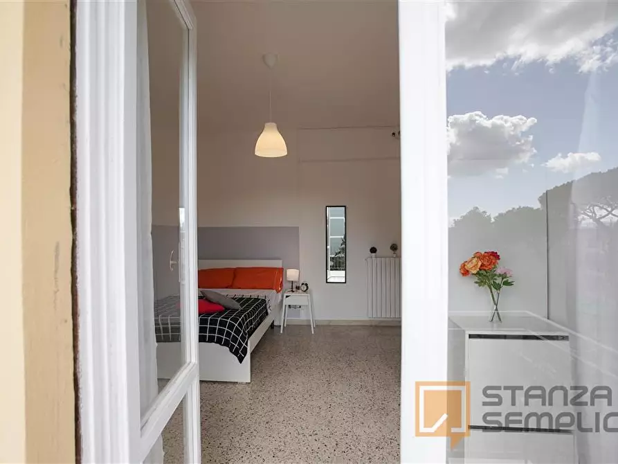 Immagine 7 di Stanza singola in affitto  in Via Colli Aminei 112  a Napoli