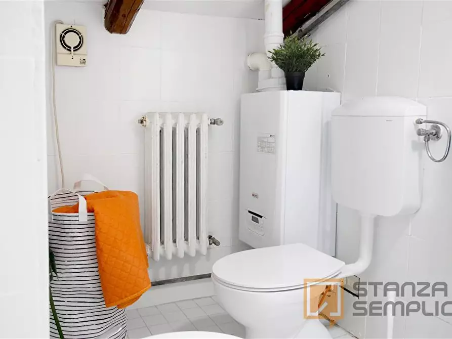 Immagine 10 di Stanza singola in affitto  in Via Altaseta 4 a Bologna