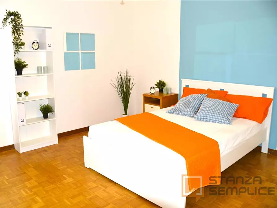 Immagine 8 di Stanza singola in affitto  in Via Vincenzi 19 a Modena