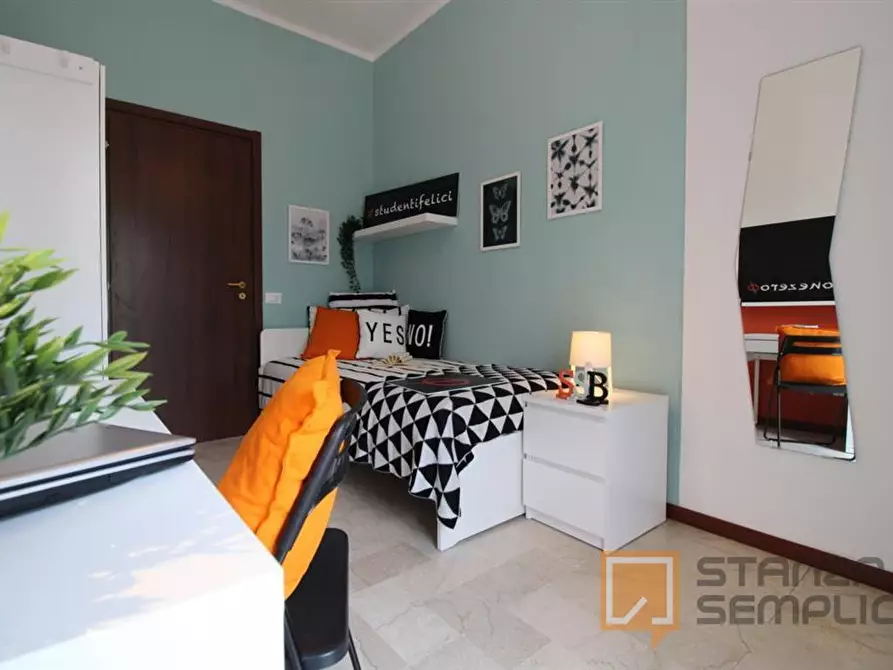 Immagine 2 di Stanza singola in affitto  in Via Bligny 11 a Brescia