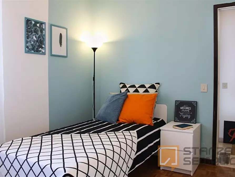 Immagine 3 di Stanza singola in affitto  in Via Pusterla 5 a Brescia