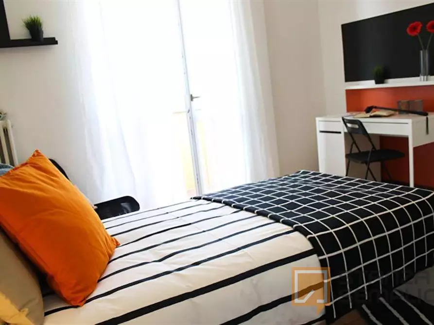 Immagine 1 di Stanza singola in affitto  in Via Rocca D'anfo 7 a Brescia