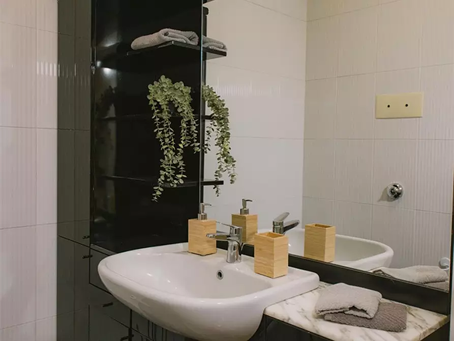 Immagine 30 di Stanza singola in affitto  in Via Cipro 8 a Brescia