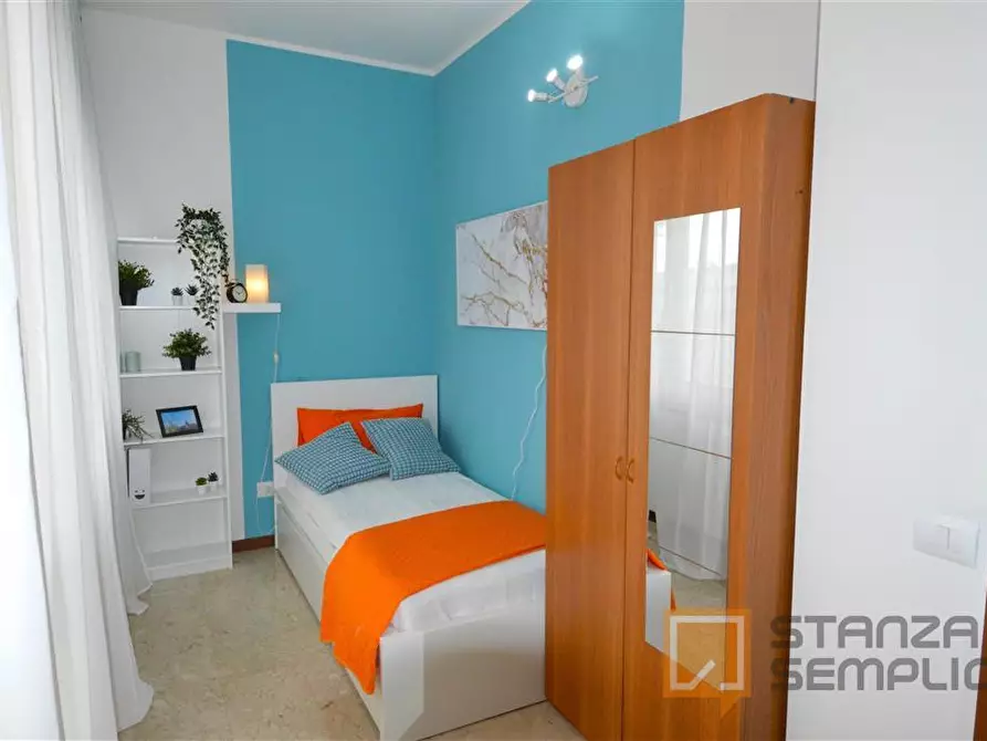 Immagine 1 di Stanza singola in affitto  in Via Marzabotto 72 a Modena