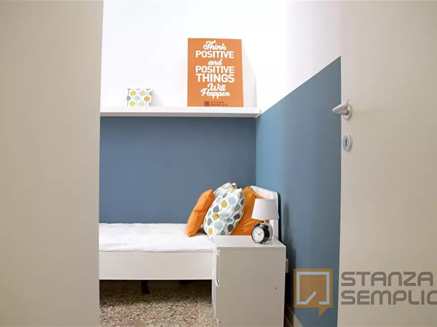 Immagine 3 di Stanza singola in affitto  in Strada Maggiore 47 a Bologna