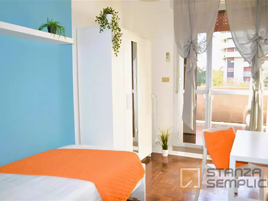 Immagine 4 di Stanza singola in affitto  in Via Brescia 61 a Modena