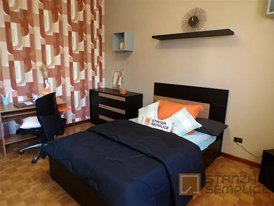 Immagine 3 di Stanza singola in affitto  in Via  Rodolfo Mondolfo 7 a Bologna