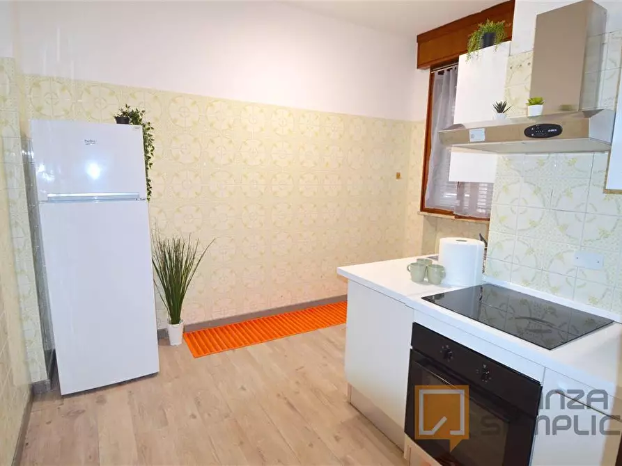 Immagine 10 di Stanza singola in affitto  in Via Giardini 20/2 a Modena