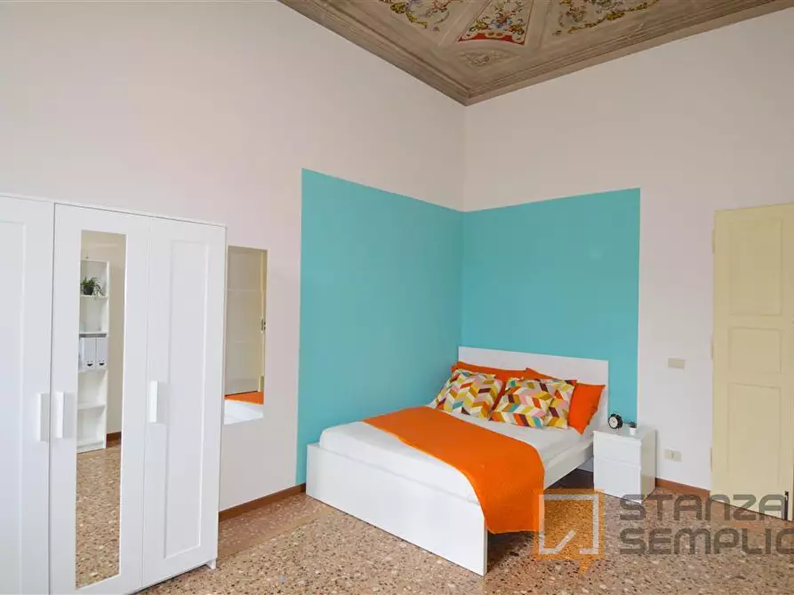 Immagine 3 di Stanza singola in affitto  in Corso Canal Grande 16 a Modena