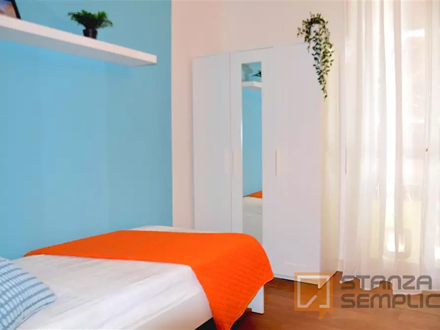 Immagine 1 di Stanza singola in affitto  in Via Ciro Menotti 52 a Modena