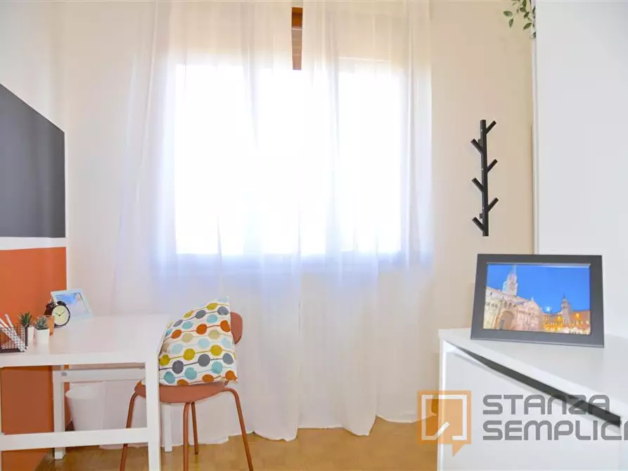 Immagine 4 di Stanza singola in affitto  in Via Vincenzi 19 a Modena