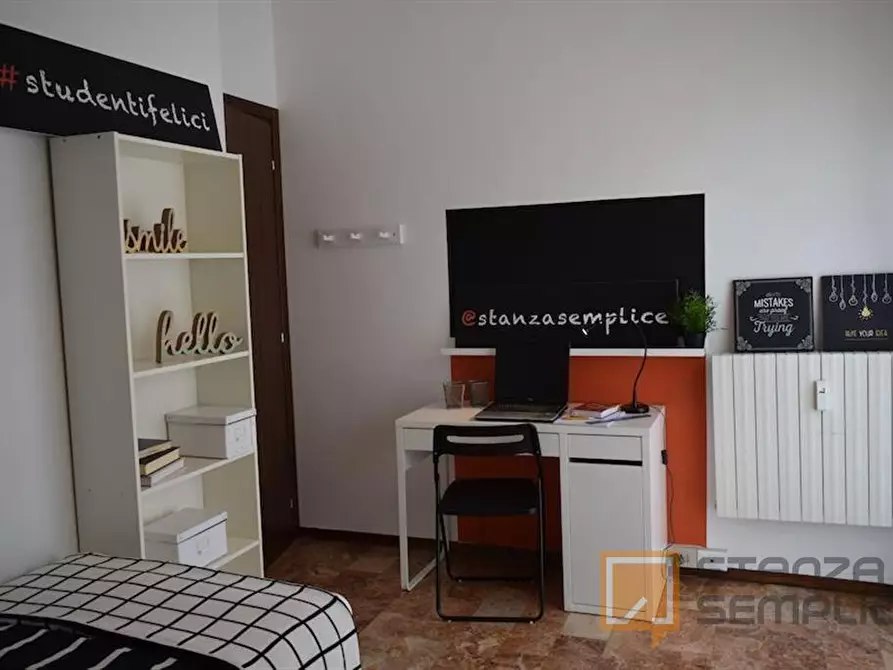 Immagine 4 di Stanza singola in affitto  in Via Zadei 11 a Brescia