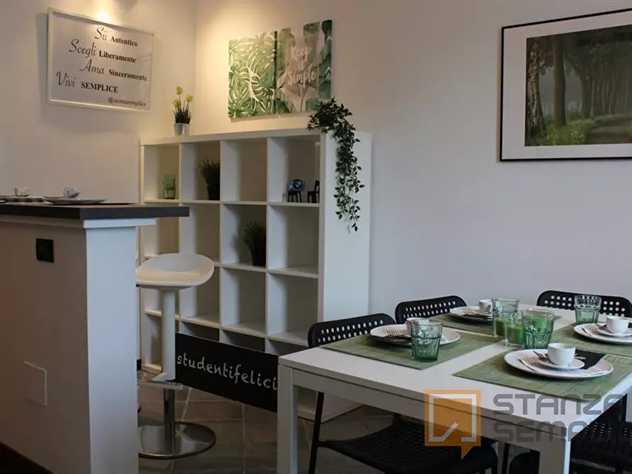 Immagine 10 di Stanza singola in affitto  in Viale Europa 72 a Brescia