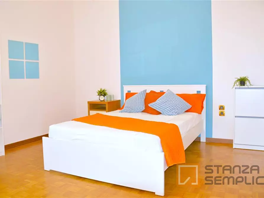 Immagine 2 di Stanza singola in affitto  in Via Vincenzi 19 a Modena