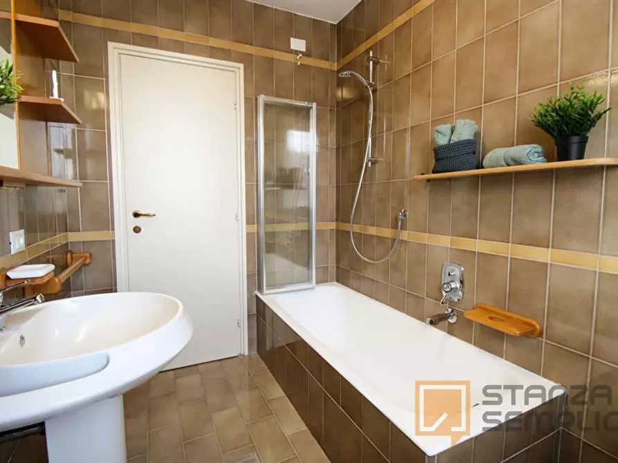 Immagine 17 di Stanza singola in affitto  in Via Creta 30 a Brescia