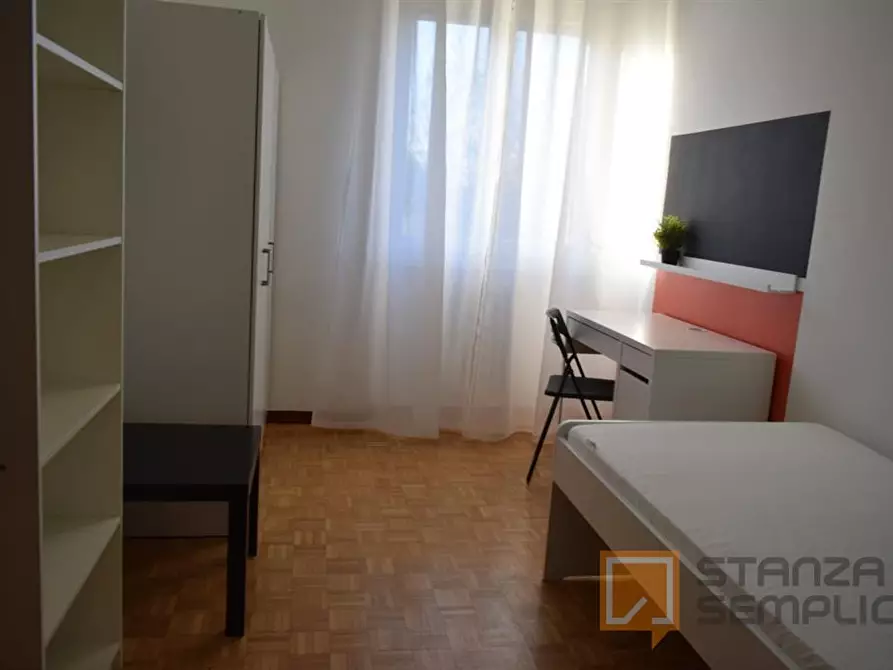Immagine 2 di Stanza singola in affitto  in Via Rocca D'anfo 7 a Brescia