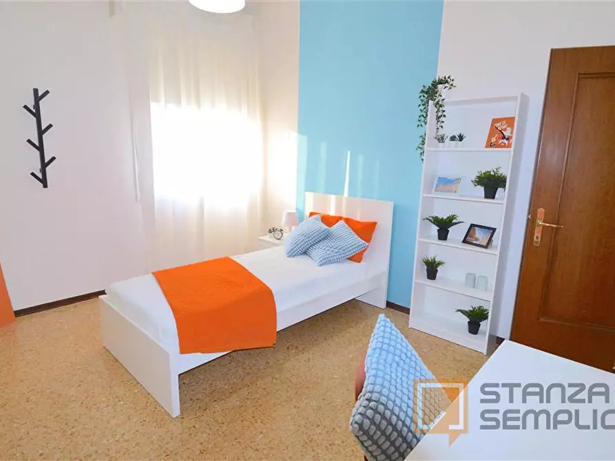 Immagine 4 di Stanza singola in affitto  in Via Melotti 22 a Modena