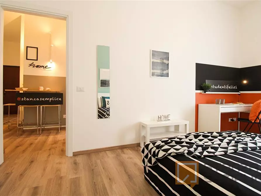 Immagine 2 di Stanza singola in affitto  in Via Monte Ortigara 79 a Brescia