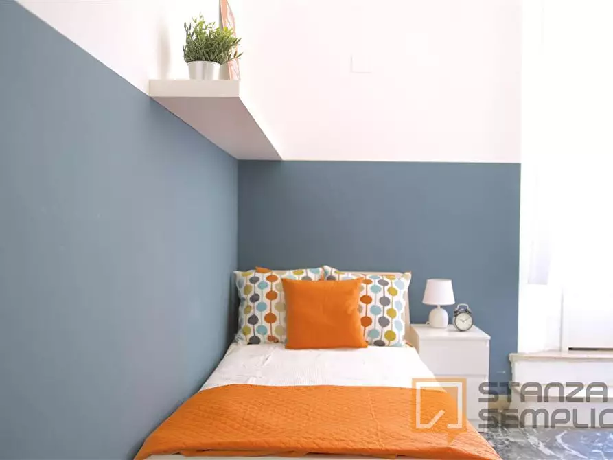 Immagine 2 di Stanza singola in affitto  in Strada Maggiore 47 a Bologna