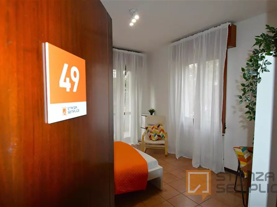 Immagine 5 di Stanza singola in affitto  in Via Marzabotto 72 a Modena