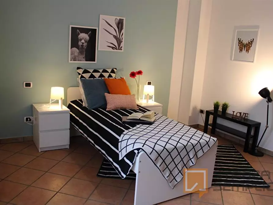 Immagine 2 di Stanza singola in affitto  in Via Ambaraga 60 a Brescia