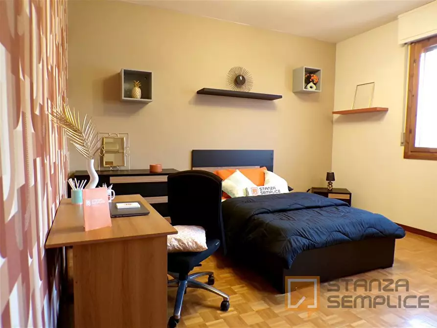 Immagine 9 di Stanza singola in affitto  in Via  Rodolfo Mondolfo 7 a Bologna