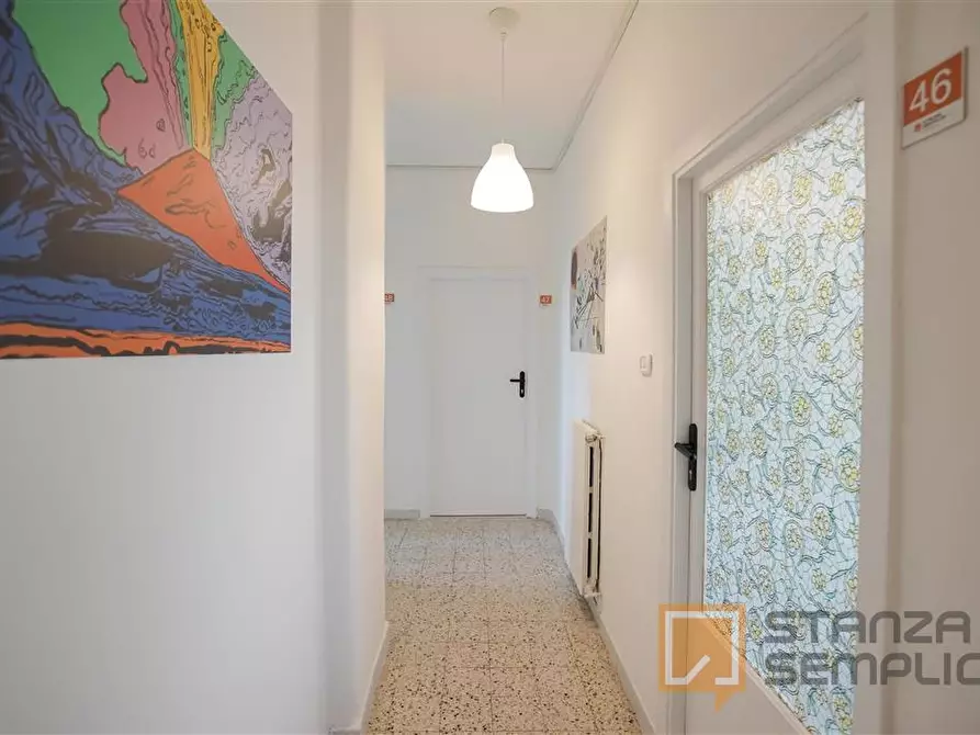 Immagine 9 di Stanza singola in affitto  in Via Colli Aminei 112  a Napoli