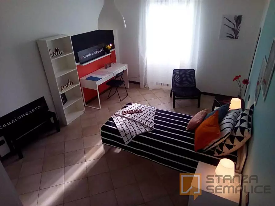 Immagine 4 di Stanza singola in affitto  in Piazzale Cesare Battisti 7 a Brescia