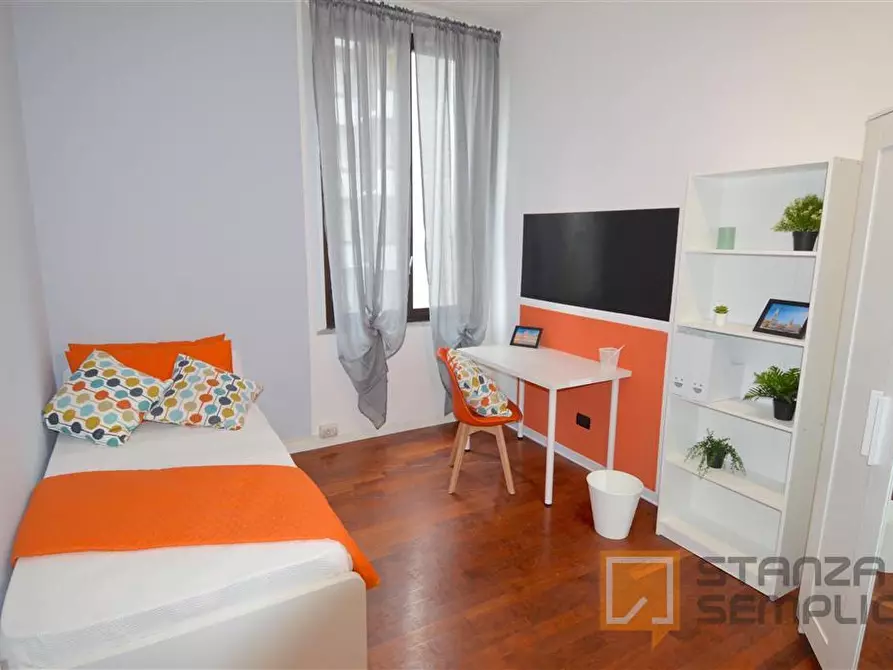 Immagine 1 di Stanza singola in affitto  in Via Emilia Ovest 330 a Modena