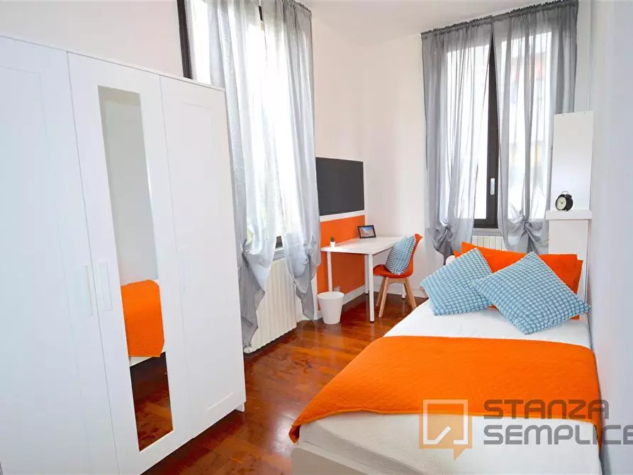 Immagine 3 di Stanza singola in affitto  in Via Emilia Ovest 330 a Modena