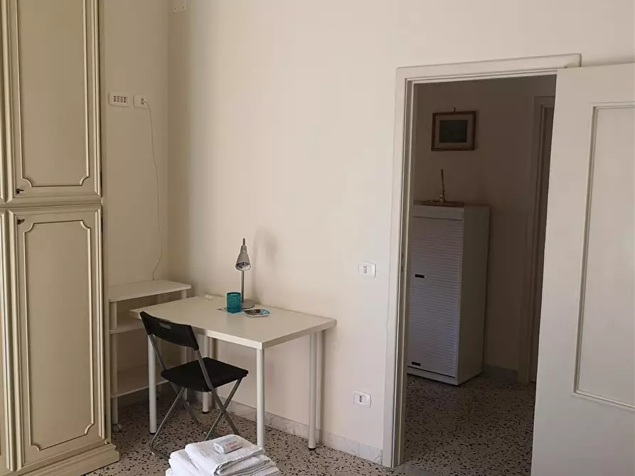 Immagine 3 di Stanza singola in affitto  in Traversa I Via Monte Nuovo Licola Patria 53 a Pozzuoli