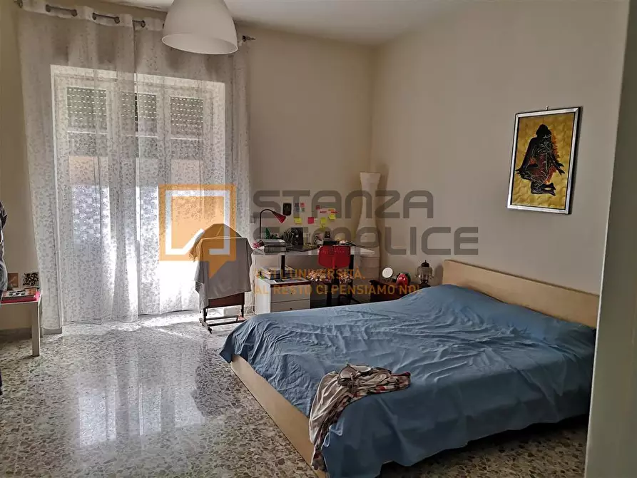Immagine 1 di Stanza singola in affitto  in Traversa I Via Monte Nuovo 55 a Pozzuoli