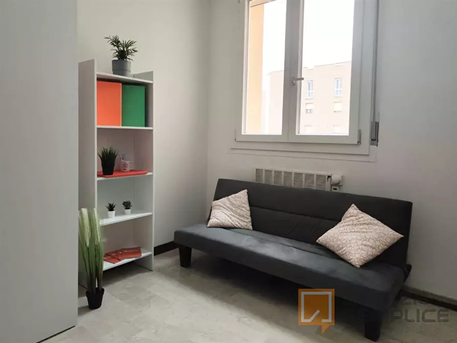 Immagine 2 di Stanza singola in affitto  in Via Della Barca 45 a Bologna