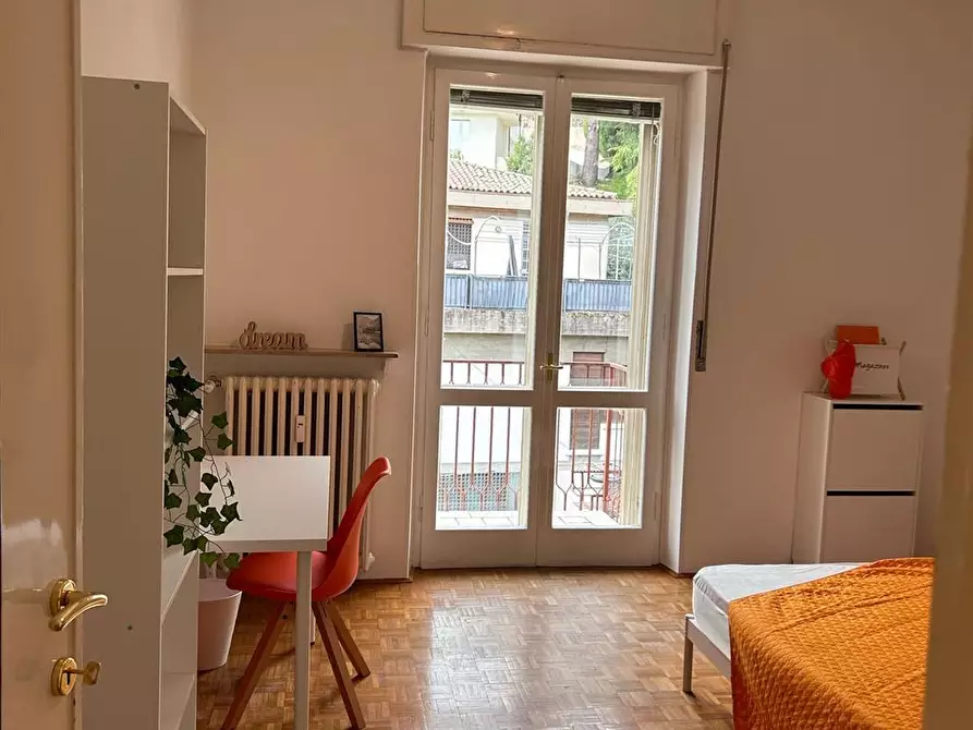 Immagine 1 di Stanza singola in affitto  in Via Marsala 39/G a Verona