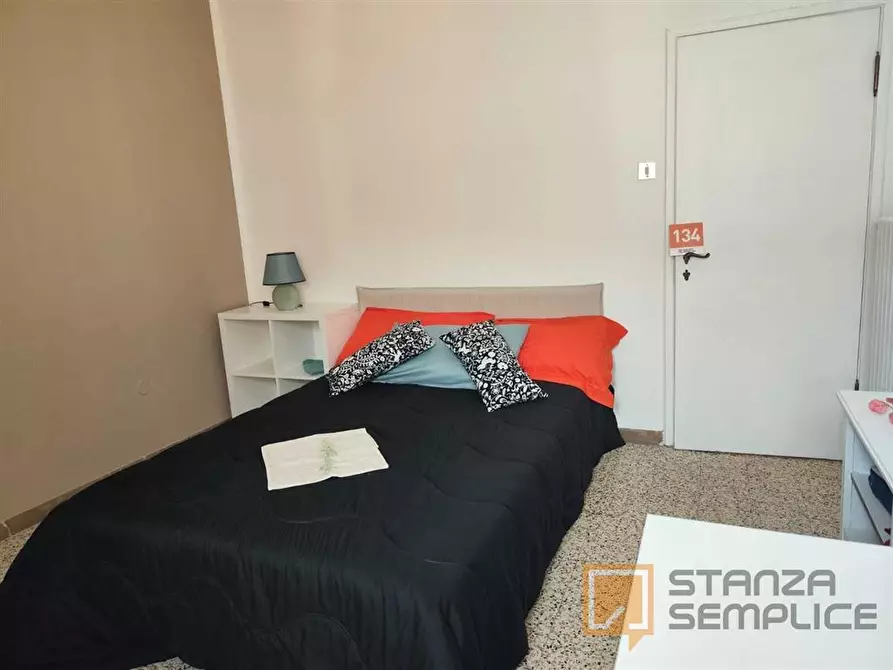 Immagine 9 di Stanza singola in affitto  in Via Mario Bastia 24 a Bologna