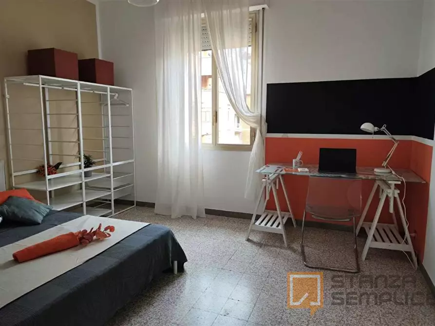 Immagine 1 di Stanza singola in affitto  in Via Mario Bastia 24 a Bologna