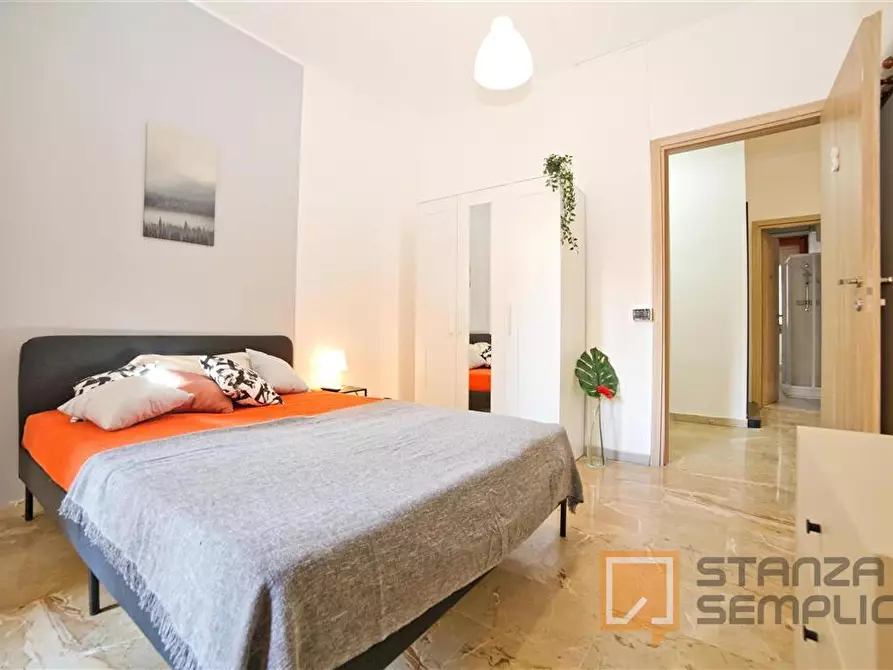 Immagine 1 di Stanza singola in affitto  in Via Piave, 15 a Varese