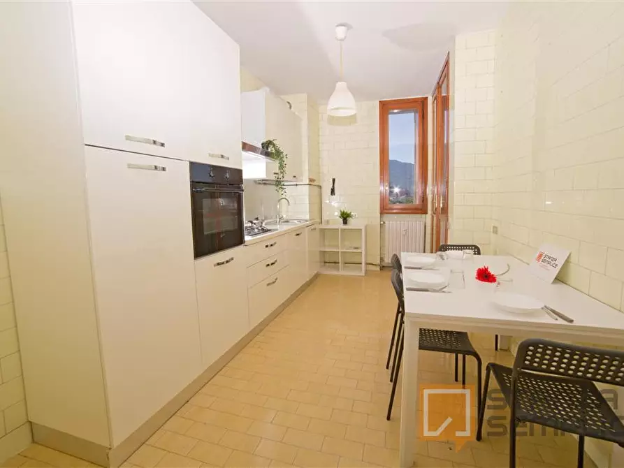 Immagine 9 di Stanza singola in affitto  in Via Belvedere 35 a Lecco